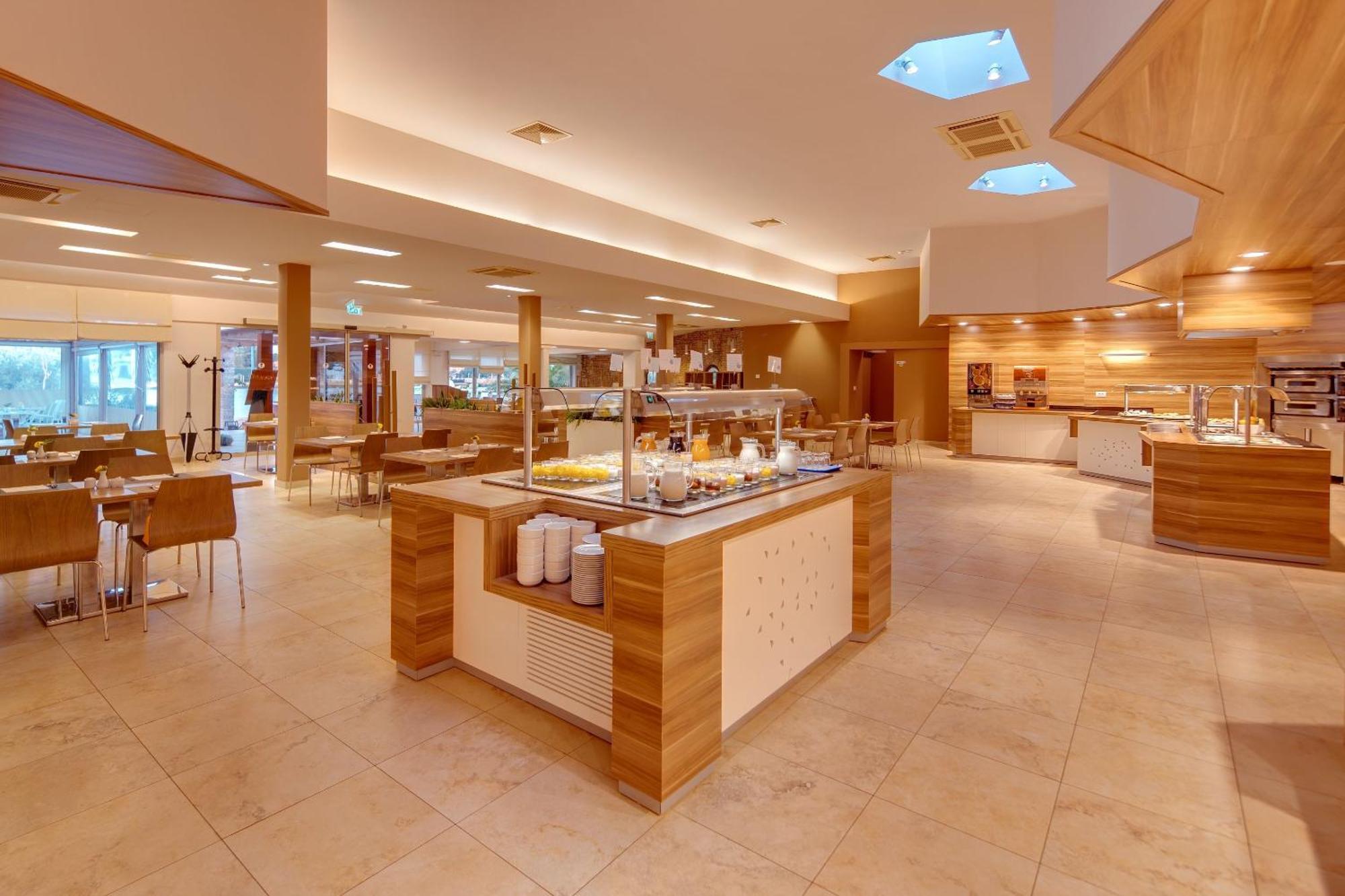 Apartments Amfora Plava Laguna Umag Kültér fotó